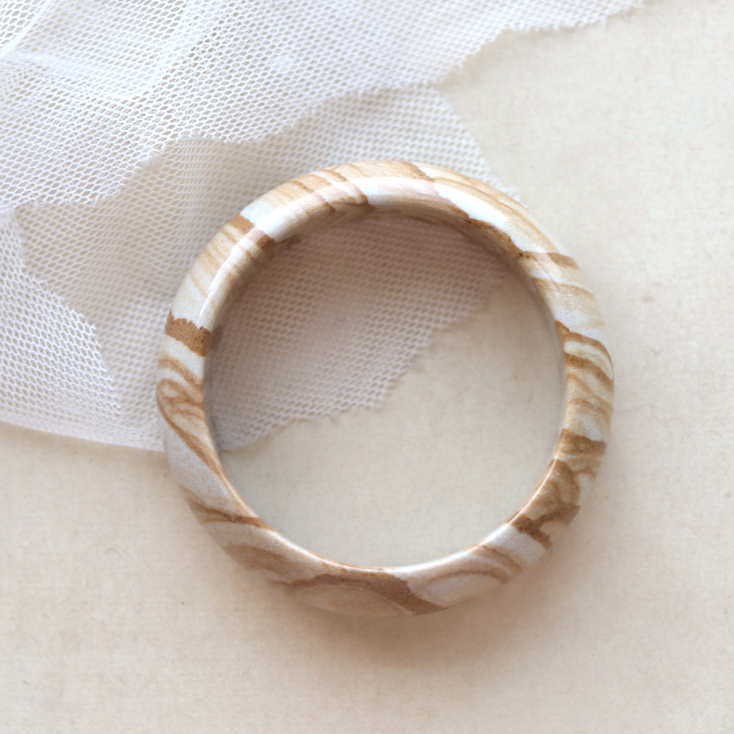 大地的诗篇-天然石英岩玉手镯