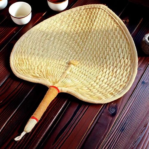 古风老式草编扇子扇风手工编织