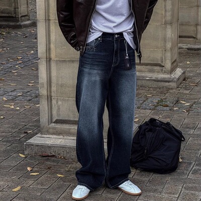 魔吉达韩国男装高品水洗复古设计个性磨白阔腿直筒牛仔裤潮PT2887