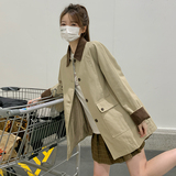 卡其色