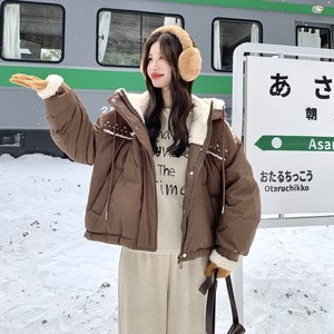 大货 新款拼接设计感羽绒服（新标90绒）2D073-66202-P285-K438图片