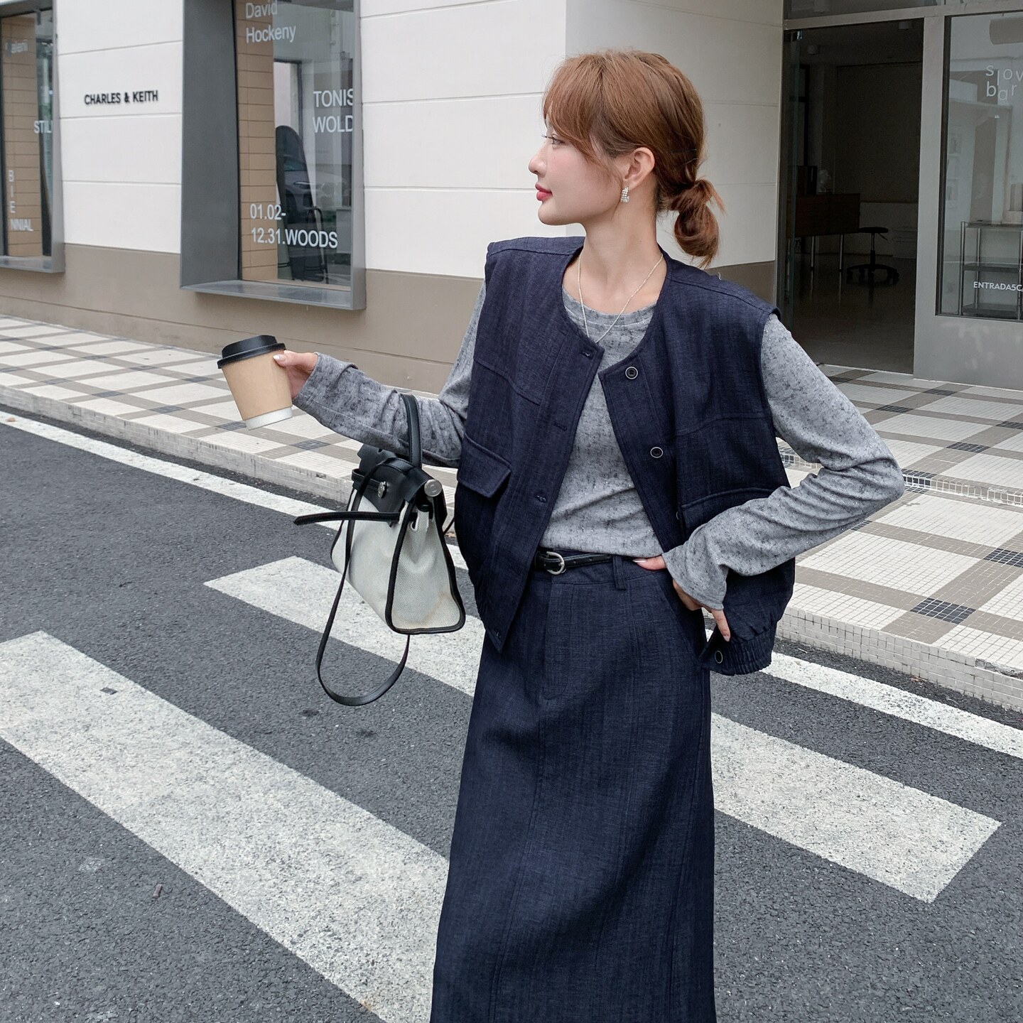 休闲工装马甲T恤半身裙套装女春秋2025新款盐甜系穿搭减龄三件套,女装套装/套裙,2D073