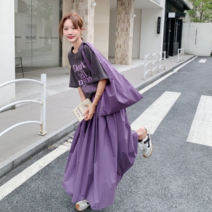松弛感紫色显瘦套装裙女2025夏新款韩系字母印花T恤半身裙两件套图片
