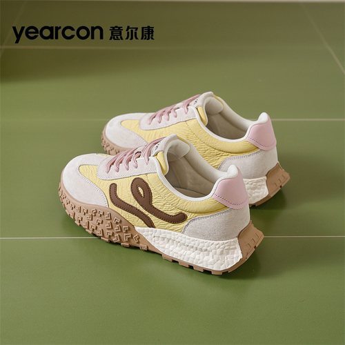 意尔康女鞋：专属时尚宣言