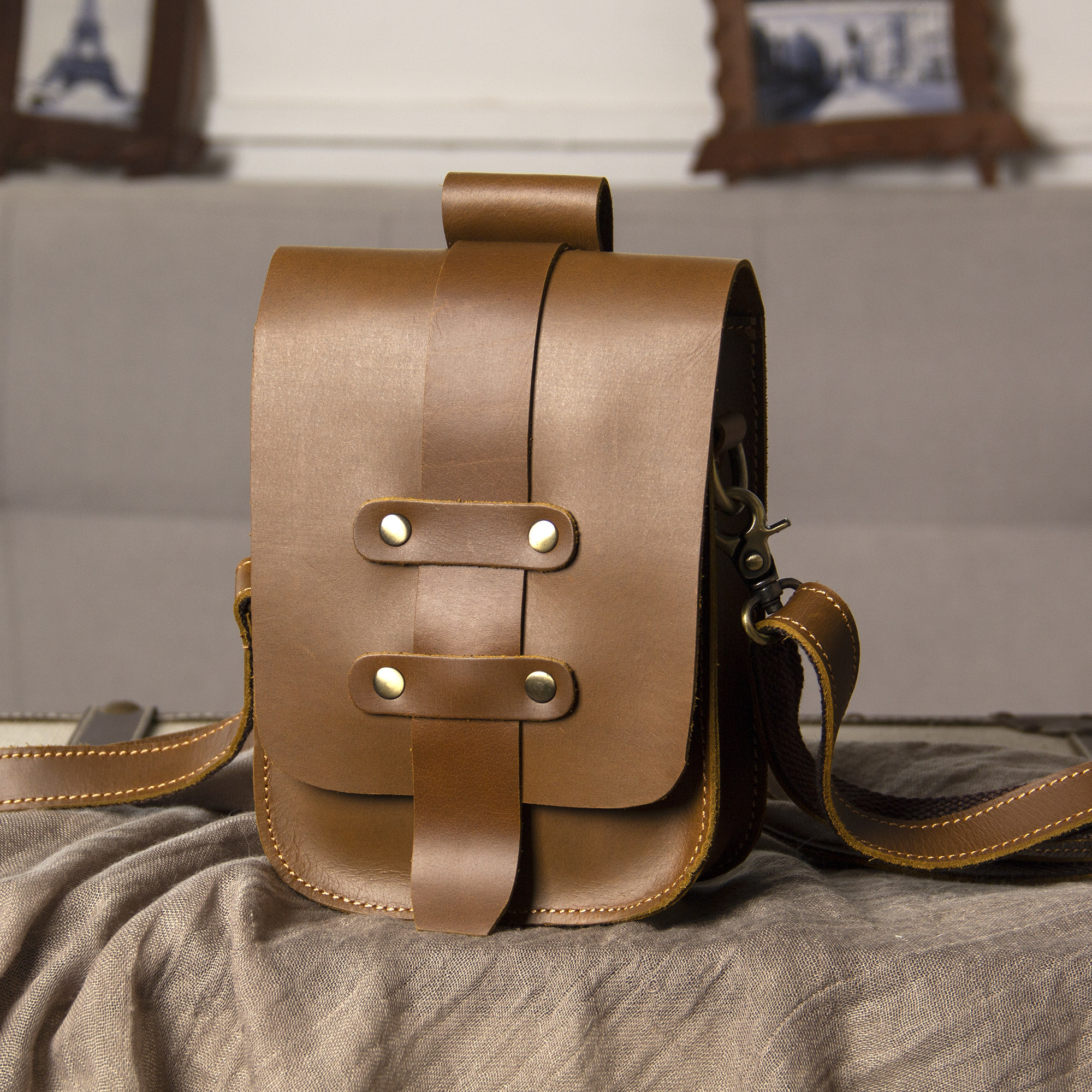 复古男真皮腰包牛皮男士单肩斜挎包小挂包疯马皮机车小包背包潮包,箱包皮具/热销女包/男包,男士包袋,淘宝优惠券,粉丝福利购,淘宝优惠卷