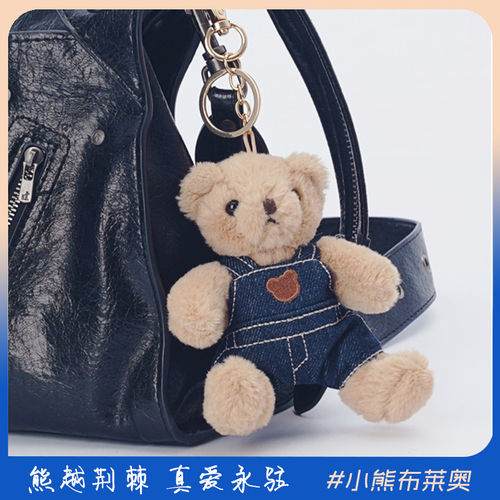 熊跃荆棘线藏韧，真爱永驻牛仔魂
