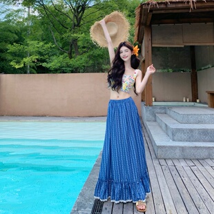 新短款 设计感高腰显瘦蓝白条纹半身裙 碎花吊带背心辣妹上衣