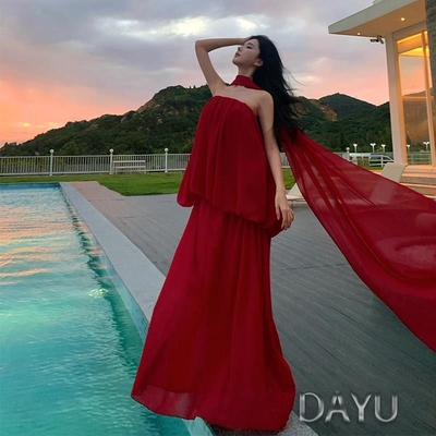 海边度假风绝美斜肩红色长裙套装西北旅游裙晨袍新娘服敬酒服礼服
