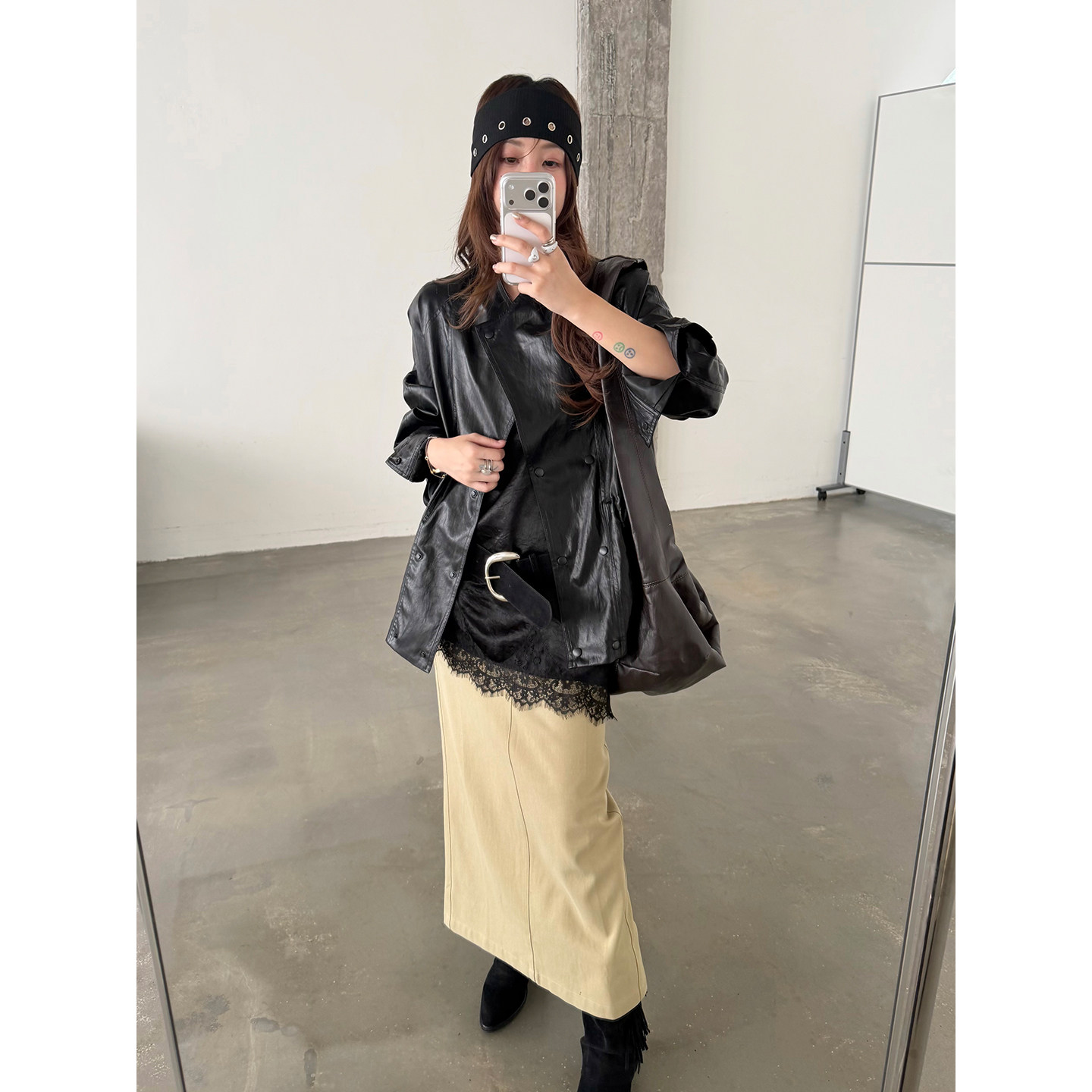 简约大口袋高腰半身裙女长裙秋季通勤百搭后开叉松弛感显瘦包臀裙