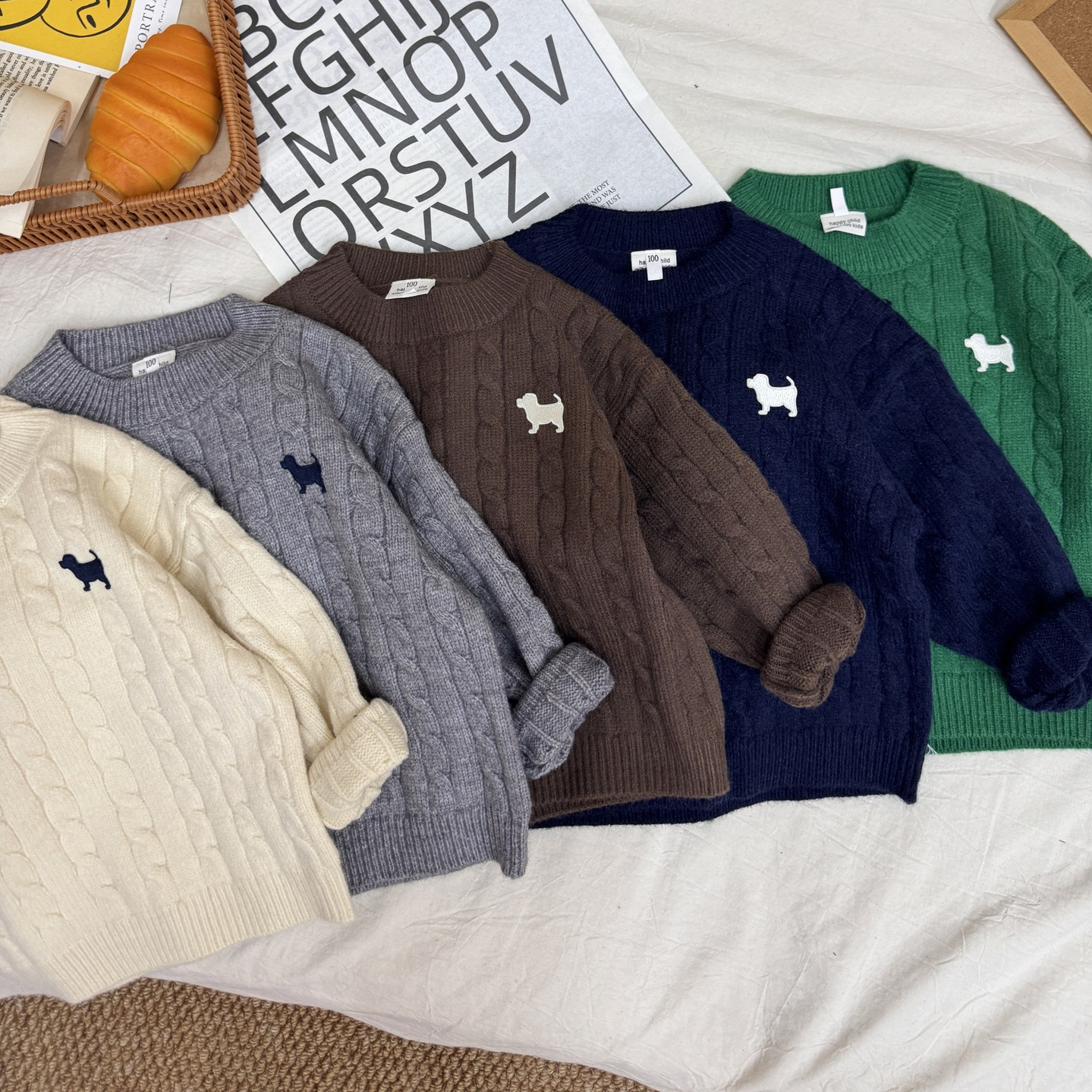 男女儿童软糯刺绣套头毛衣2025秋冬加厚宽松保暖时髦麻花针织衫潮