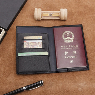 真皮护照夹包商务机票卡夹纳帕头层牛皮防磁护照包rfid
