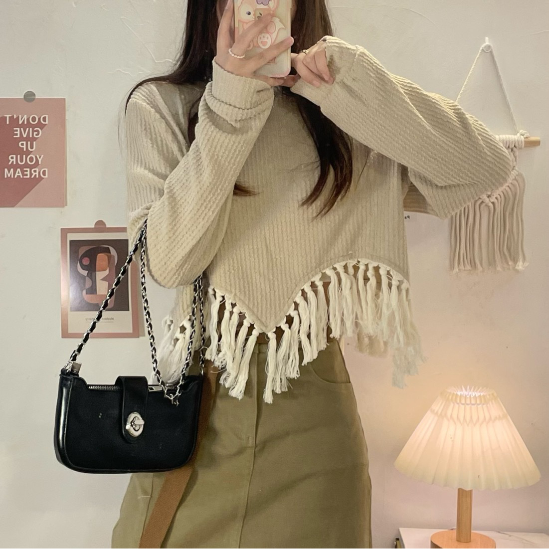 秋季穿搭长袖针织衫女2022新款流苏小众毛衣高级感短款学生上衣潮