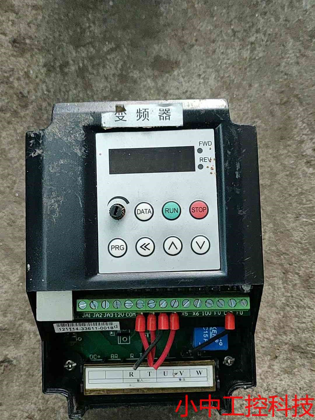 德弗DV300-2015-T变频器1.5kw 220v-封面