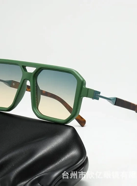 2025跨境新款方形太阳镜欧美时尚复古简约双梁飞行员框网红墨镜