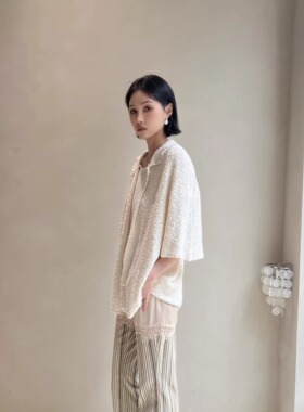 SUSUSHAN 棉肚纱香风肌理感面料翻领短袖针织衫女上衣衬衣