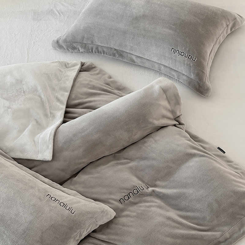 高奢软糯质感极简慕斯牛奶绒四件套加厚简约立暖绒床单床上用品