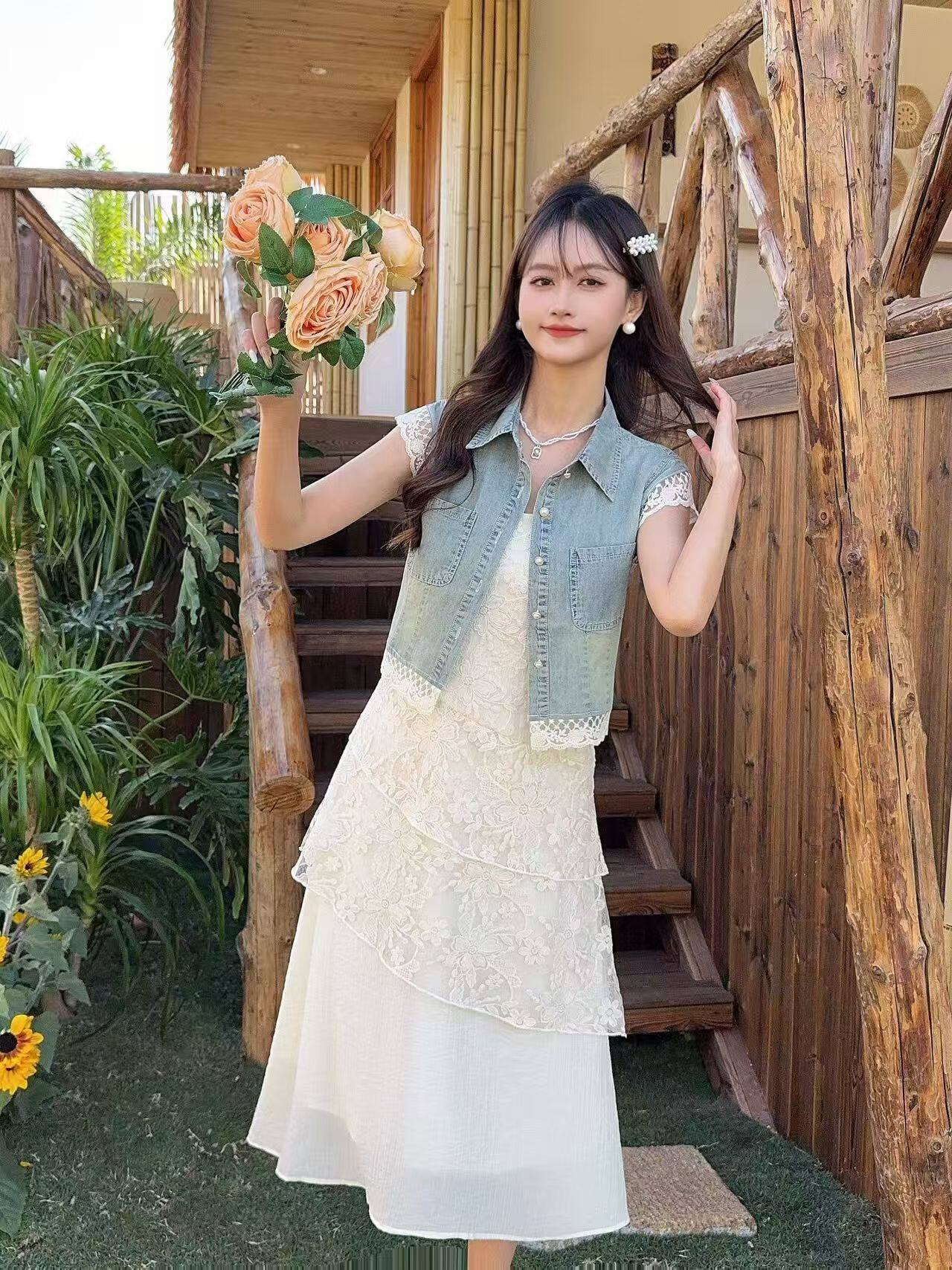 牛仔短外套白色吊带连衣裙两件套女夏新款温柔风显瘦遮肉长裙套装