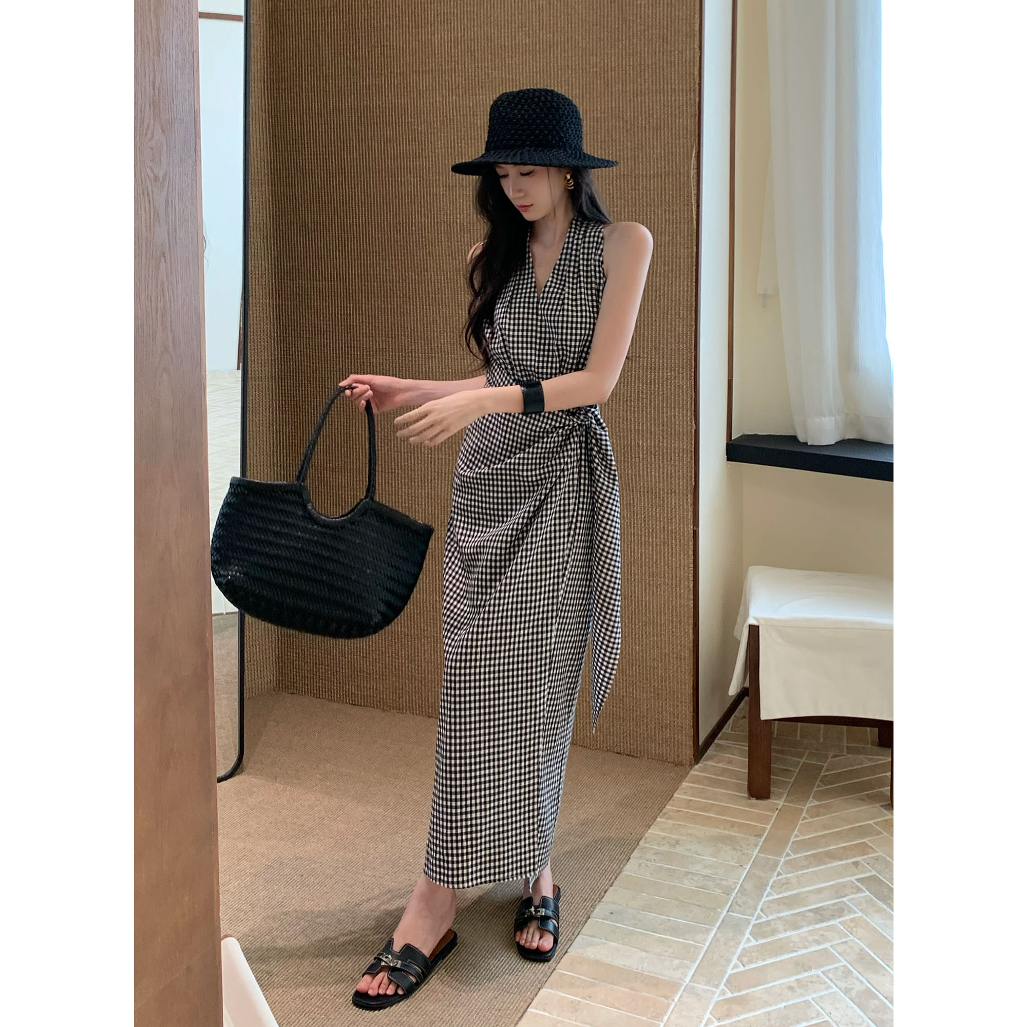 夏季薄款连衣裙女高级感格子