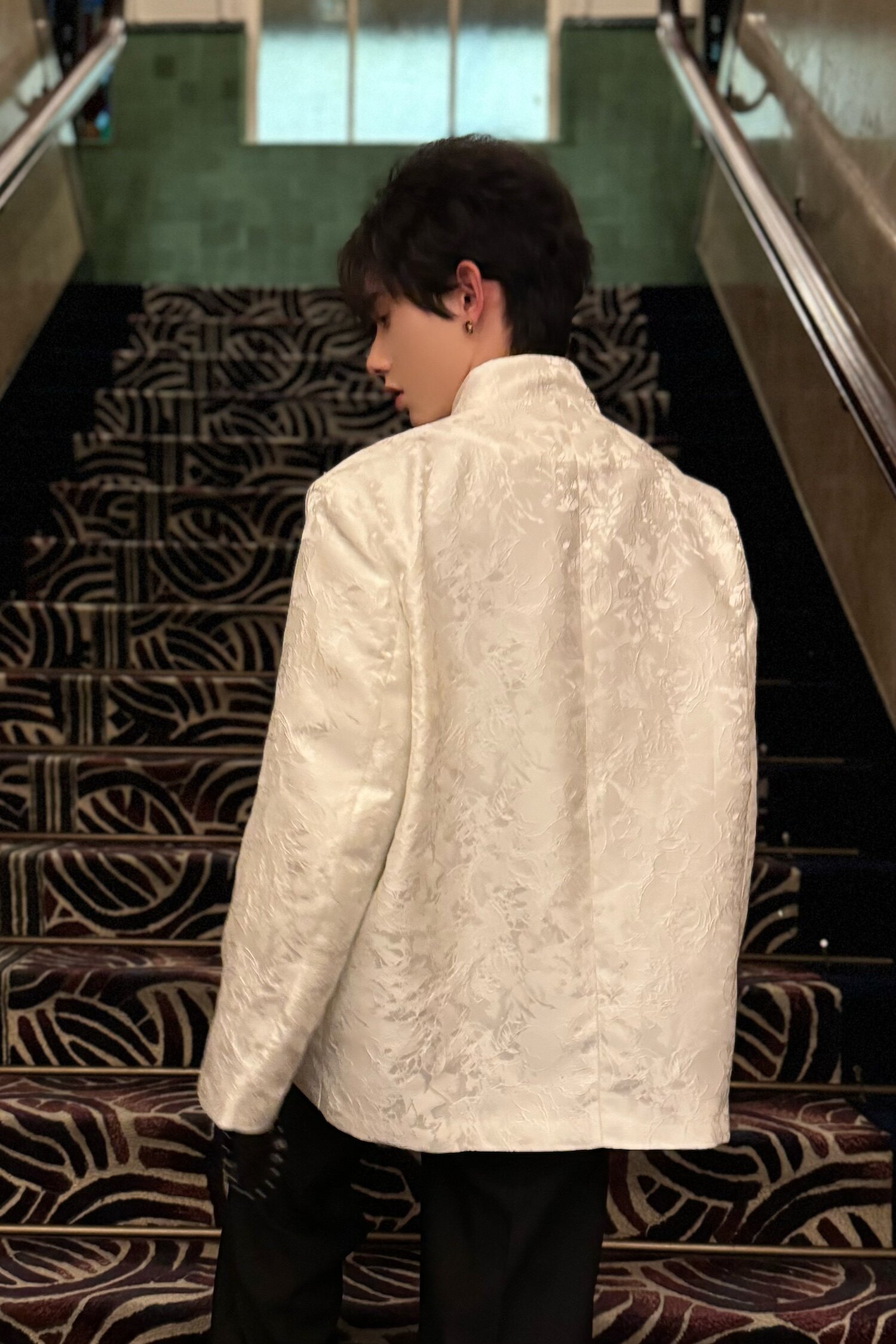 C316XZ854P158198春夏新款新中式时尚刺绣西服外套黑白,男装西服,电商C316