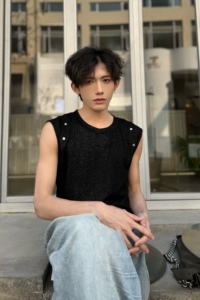 C316 B1113 P3858 春夏无袖背心针织衫时尚亮晶晶修身马甲汗图片