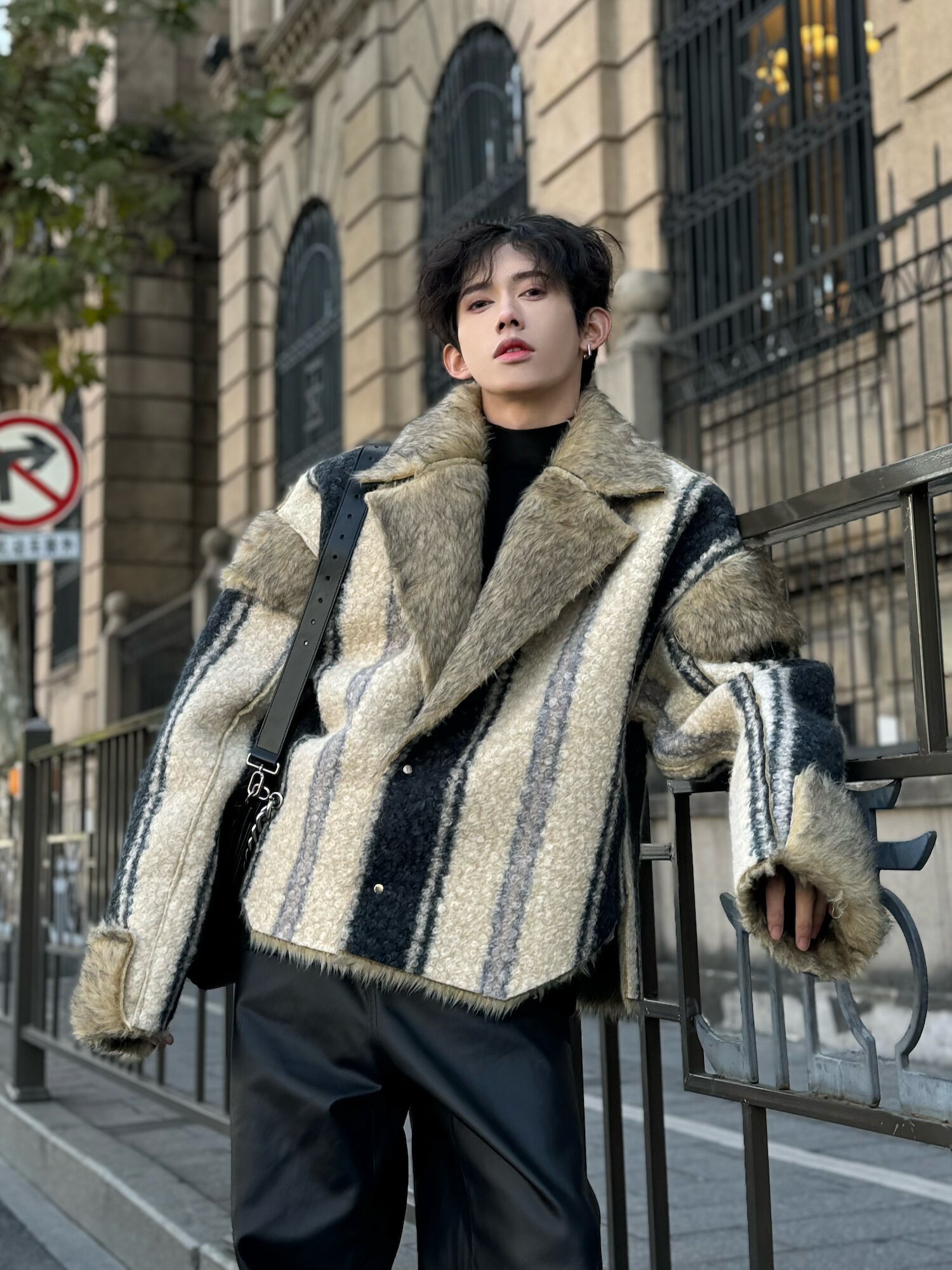 C316WT802P198冬装新款双面穿毛呢大衣时尚网红短款外套毛毛衣，男装针织衫/毛衣，电商C316