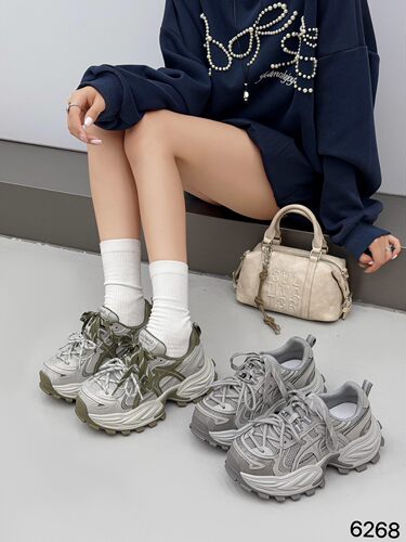 时尚厚底真皮老爹鞋女2026秋款韩版百搭增高休闲鞋运动鞋跑步鞋