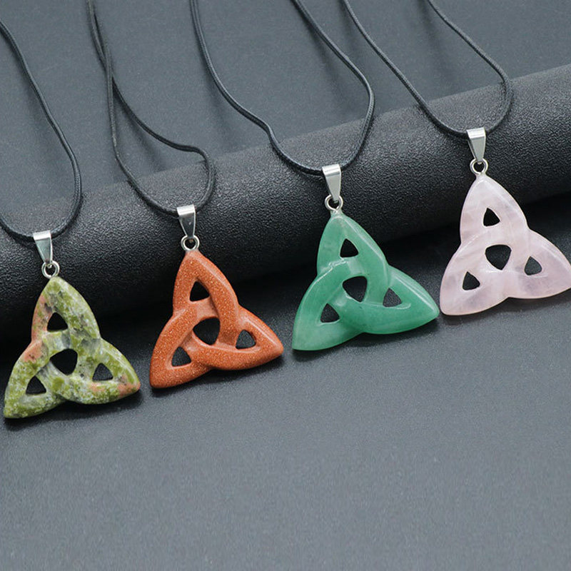 天然水晶玛瑙爱尔兰凯尔特结吊坠镂空三角造型欧美饰品毛衣链挂坠