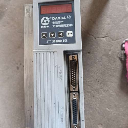 议价广数DA98A全数字式伺服驱动器，品，功能完好！外观成色询价