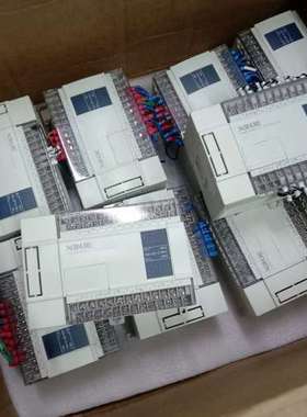 议价PLC XC3-32T-E，实物拍摄，功能完好。成色漂亮询价