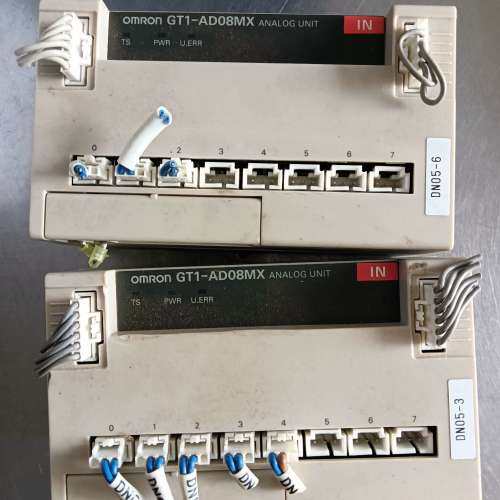 议价GT1-AD08MX模拟量输入模块，两个，成色如图，实询价