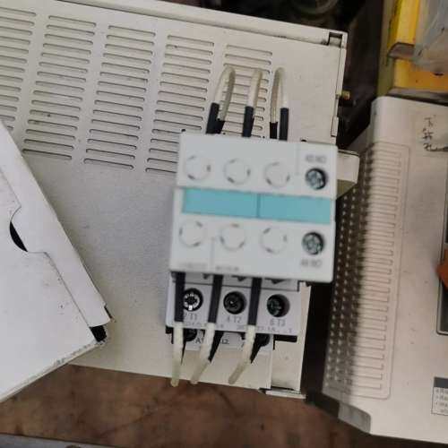 议价纯新的接触器3RT1627-1AL21,一共有13个，询价