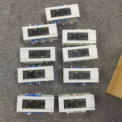 议价5UPLC，型号：FX5U-64MT/ES，库存12条，询价