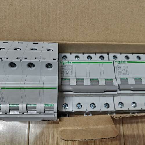 议价O32N4C10空气开关，1盒*3个询价