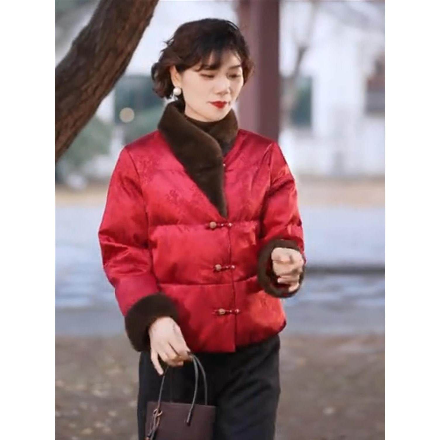 妈妈装国风羽绒服新中式冬装白鸭绒年货喜婆婆装中年女装保暖外套