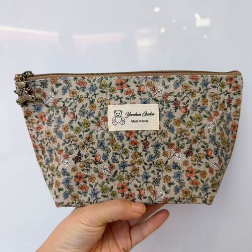 10月新复古碎花中号化妆包22×13.5×7.5cm韩国东大门wing防水包