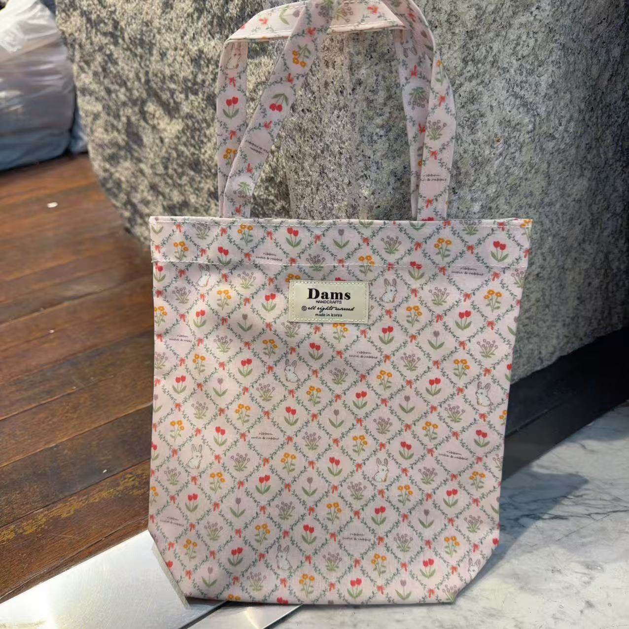 碎花兔子小号手拎包大号中号化妆包防水包韩国东大门wing档口新款,收纳整理,化妆包,淘宝优惠券,粉丝福利购,淘宝优惠卷