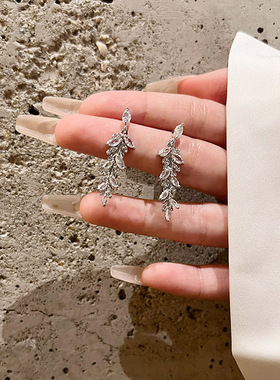 FRIDAY JEWELRY锆石轻奢精致满钻流苏百搭设计师造型耳饰耳环银针