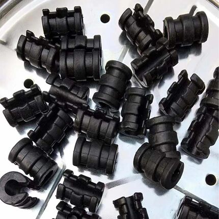 10mm钢筋铁凳塑料脚套防滑垫不锈钢小圆凳子铁艺管夹开口脚保护套