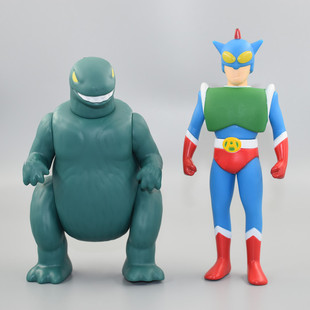 蜡笔小新动感超人大战泳装魔王 高叉魔王光屁屁怪兽手办摆件