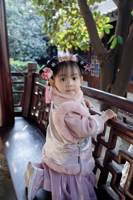 Everlasting Y 2023原创新款女宝宝拜年服儿童汉服/女童旗袍/斗篷