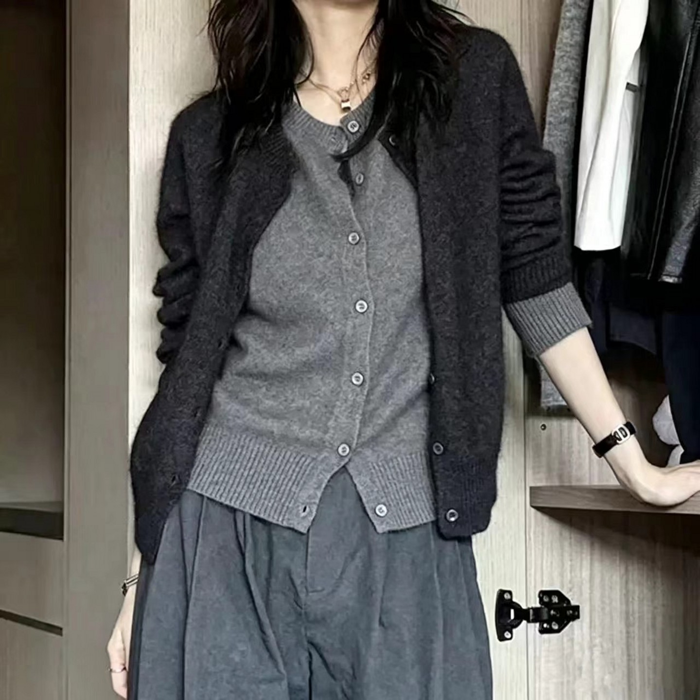 100%美丽诺羊毛假两件开衫女