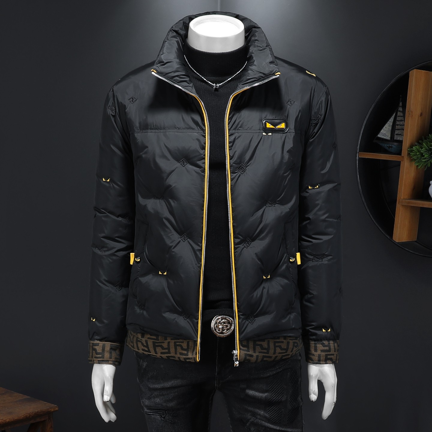 2025秋冬装刺绣90%绒立领羽绒服男 钱塘6006-5108-P320 假模图图片