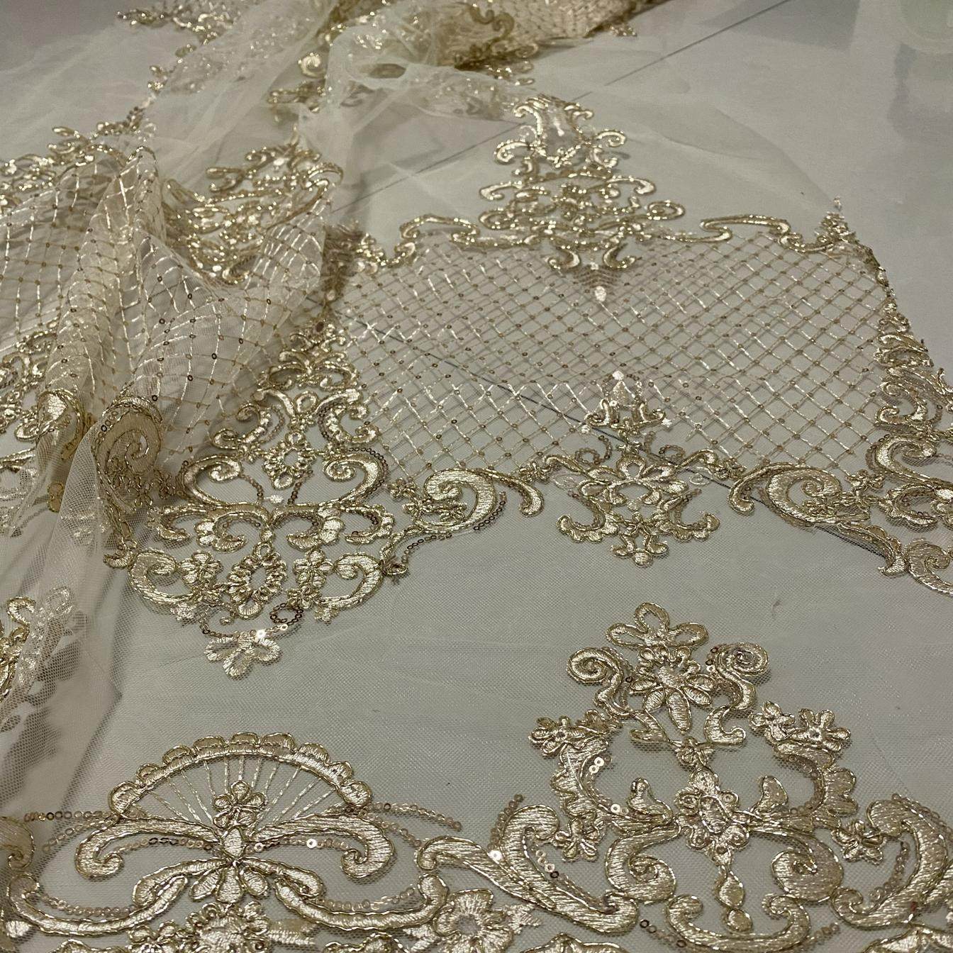 豪华亮片刺绣金色蕾丝布料连衣裙服装布料 唯美婚纱材料面料