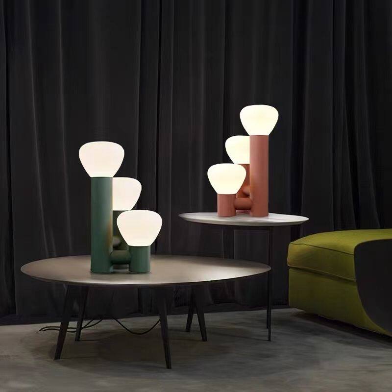 玻璃床头客厅极简主义五金儿童房