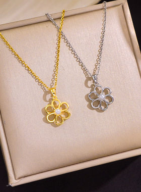 新款简约小珍珠花朵钛钢项链女经典时尚气质百搭锁骨链毛衣链网红