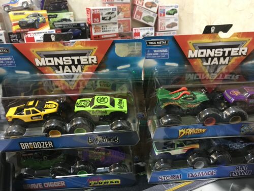 SpinMaster合金车模全新大脚车