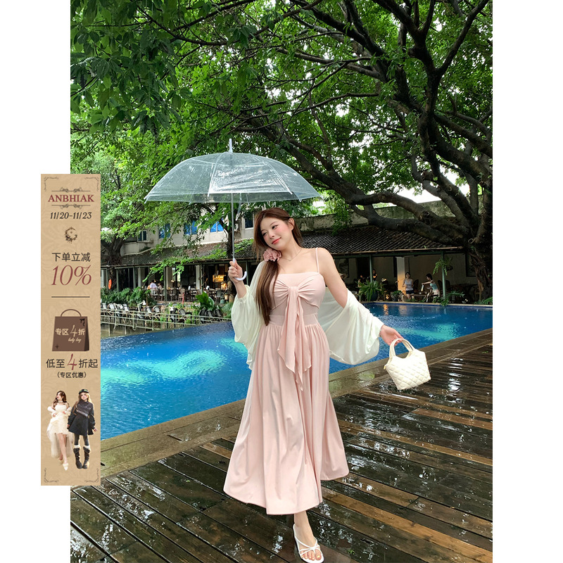 安妮不火 淡颜恋感缩褶收腹大裙摆吊带裙女微胖大码设计感连衣裙