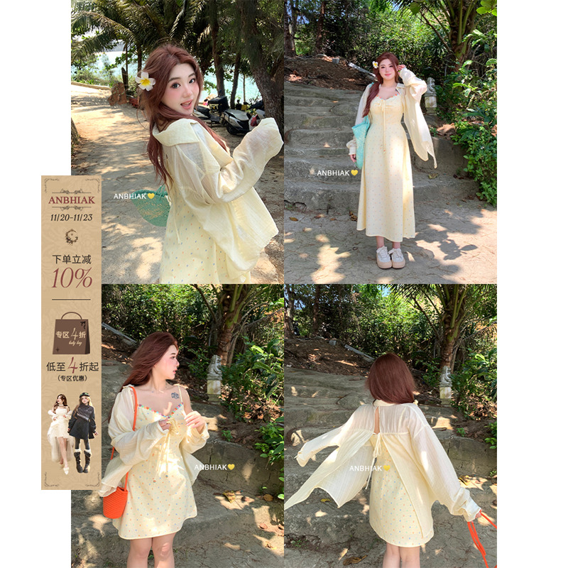 度假风A型多巴胺花边领口连衣裙