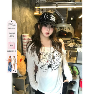 女微胖大码 宽松显瘦上衣 喵叽契约甜酷kitty印花露肩罩衫 安妮不火