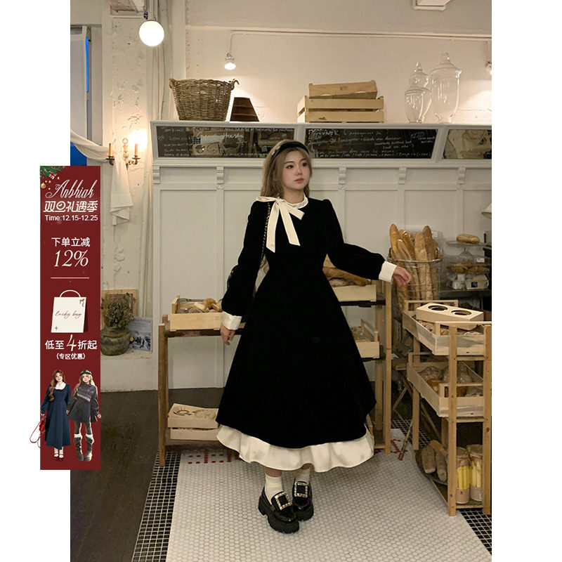 安妮不火 撞色蝴蝶结连衣裙女2025秋季法式荷叶边微胖显瘦小黑裙